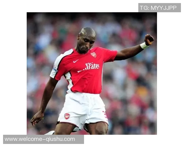 阿什利科尔评选英超最佳后卫阵容内维尔埃弗拉贝尔沃克与我同在