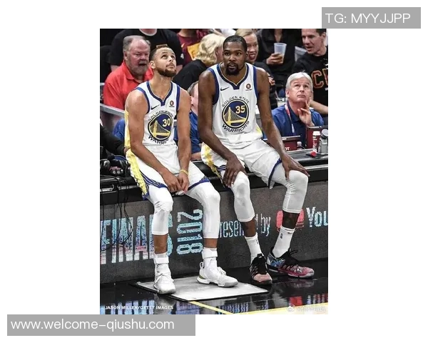 吉米与库里的默契展现杜兰特的影响力与文班的崛起之路