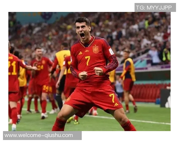 莫拉塔主动犯规染黄示意换人两次错失良机引发争议